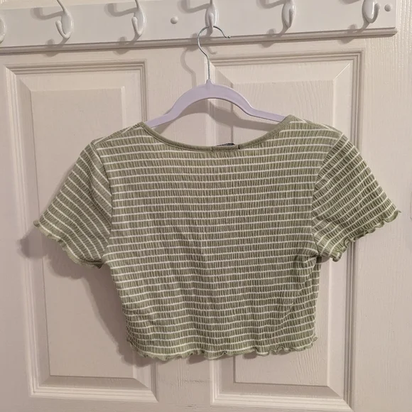 5/$20🩵 Ambiance Girl's Half Shirt - Picture 6 of 7